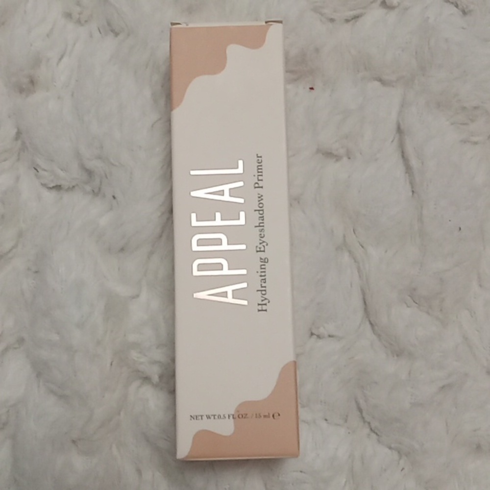 5/$20**NEW in box Appeal Hydrading Eyeshadow Primer